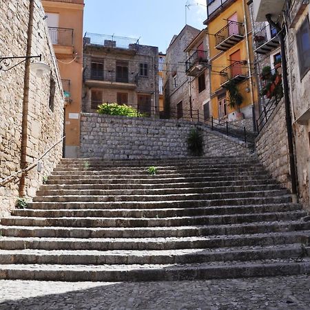 Caccamo Villetta In Centro Storico מראה חיצוני תמונה