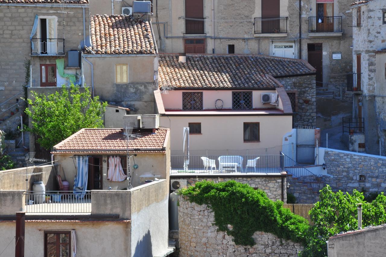 Caccamo Villetta In Centro Storico מראה חיצוני תמונה