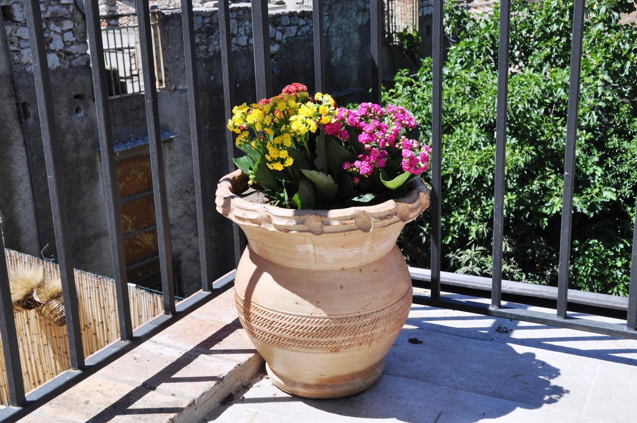Caccamo Villetta In Centro Storico מראה חיצוני תמונה